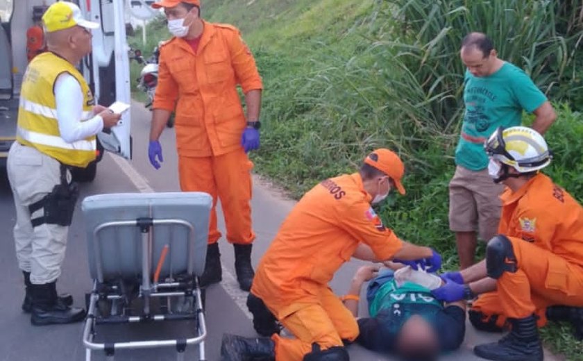 Ronda no Bairro presta assistência à vítima de acidente na AL-101 Norte