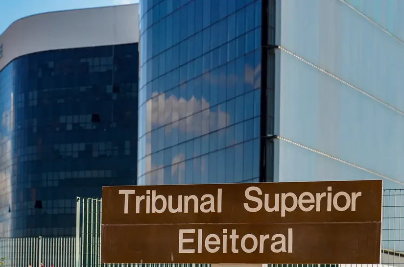 Eleições: TSE assina acordo com big techs para combater desinformação