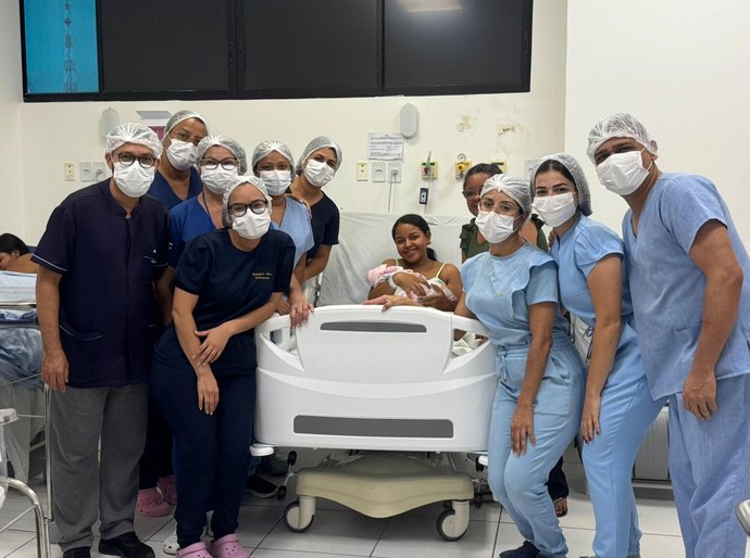 Primeiro bebê nascido em 2026 na rede pública estadual é menina