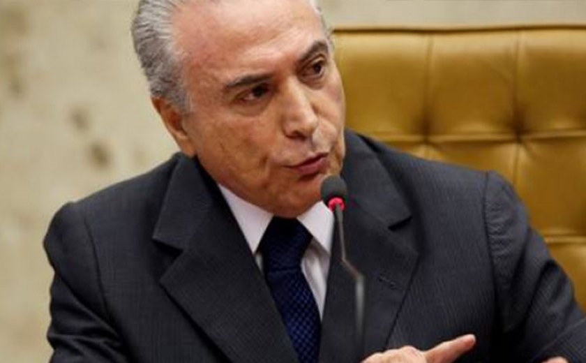 Temer nega crise, diz que continua na articulação e defende governo Dilma