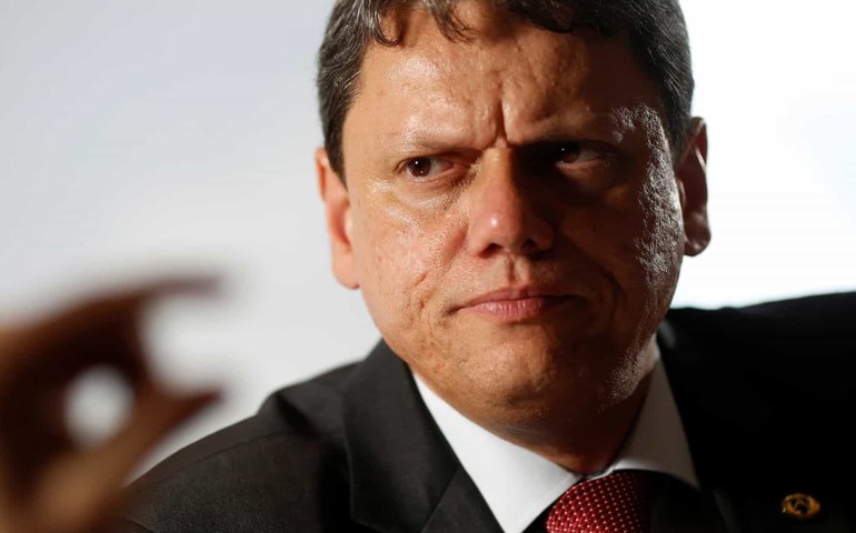 Tarcísio Freitas está na iminência de ser adotado pelo Estado de SP,diz Bolsonaro