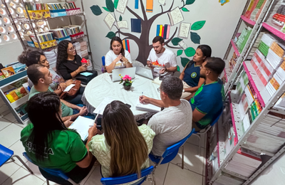 Projeto Vidas: Semed de Campo Alegre recebe visita de Representantes da Editora Aprender