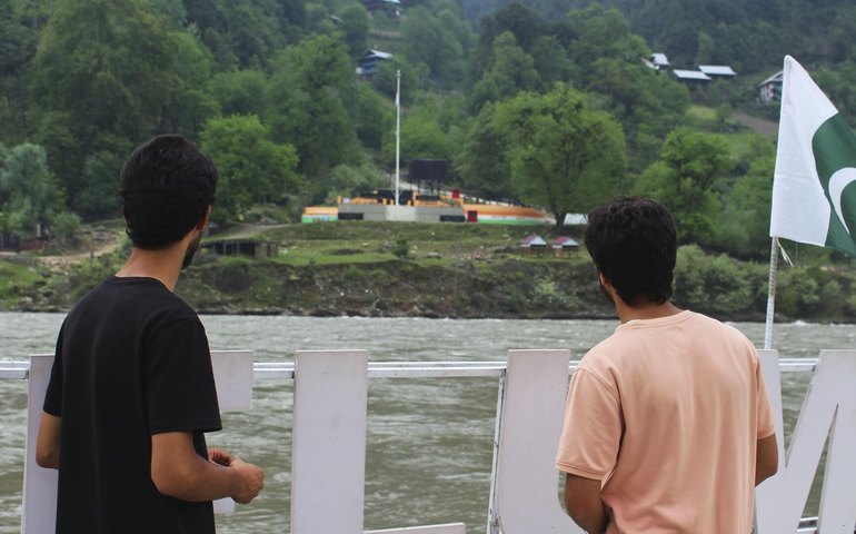 Contatos diplomáticos entre Paquistão e Índia permanecem apesar da tensão, diz ministro paquistanês