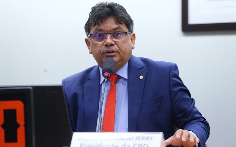 Comissão aprova punição à recusa injustificada de transporte de pessoas com deficiência