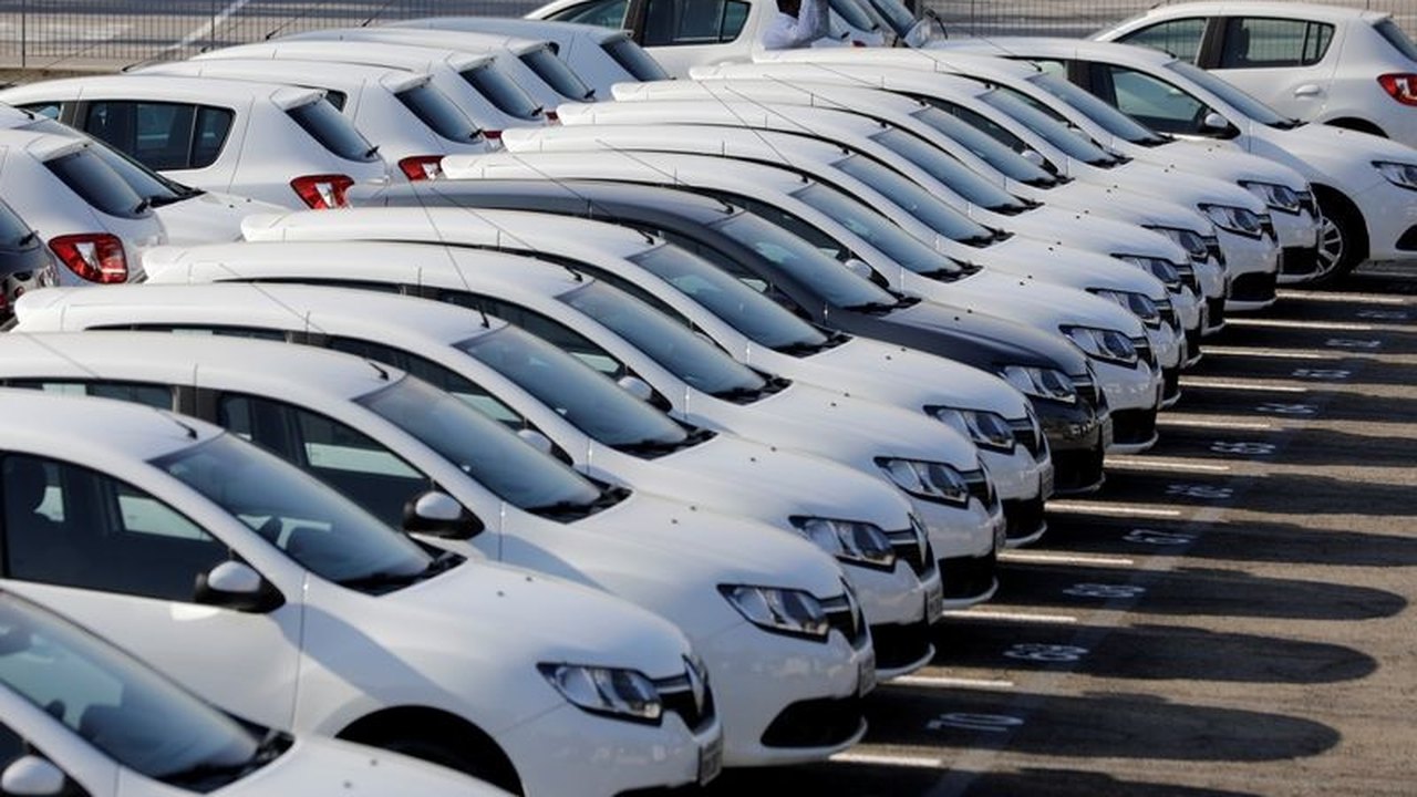 Vendas de veículos crescem 12,78% em novembro ante outubro, revela Fenabrave