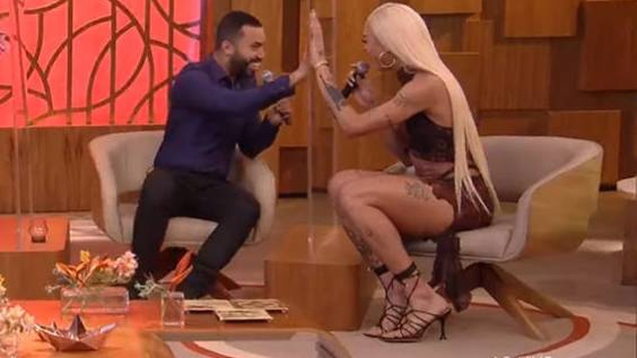 No Dia do Orgulho LGBTQ+, Pabllo Vittar supreende Gil do Vigor no ‘Encontro’
