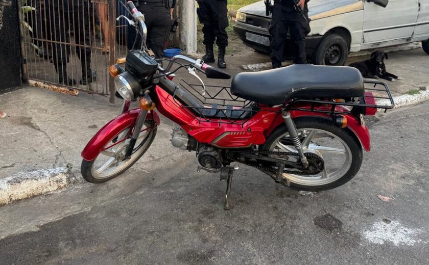 Homem é preso ao anunciar venda de motocicleta furtada no Benedito Bentes