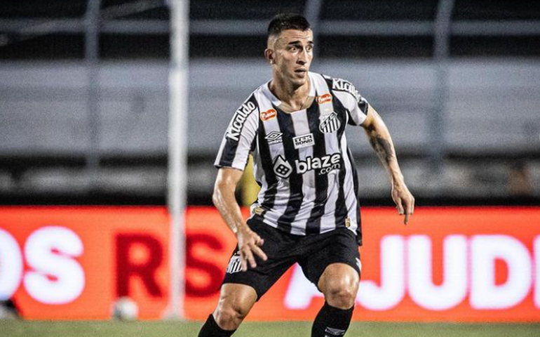 João Schimidt pode reforçar Santos contra o Botafogo-SP em Londrina; 9 mil ingressos vendidos