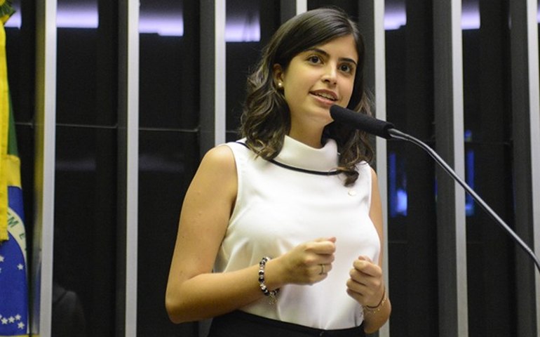 Marqueteiro Pablo Nobel deixa pré-campanha de Tabata Amaral em São Paulo