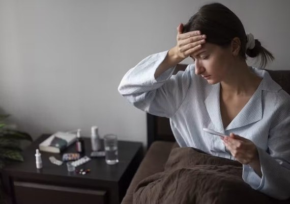 Saiba a diferença dos sintomas de dengue e de covid-19