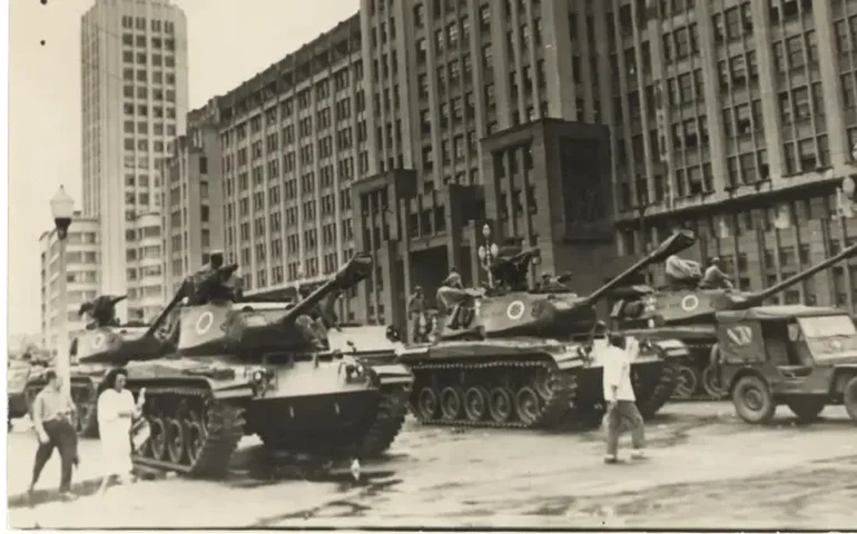 Debate deve ir além da academia, diz responsável por arquivos