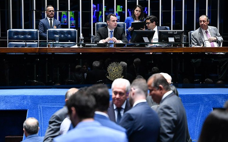 Plenário pode votar novo arcabouço fiscal na quarta-feira