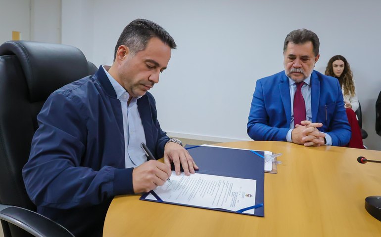 Paulo Dantas sanciona duas leis que reestruturam e fortalecem os serviços do MP