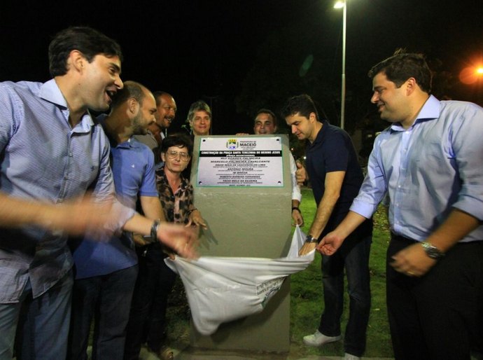 Maceió 200 anos: Prefeito Rui Palmeira inaugura praça no José Tenório