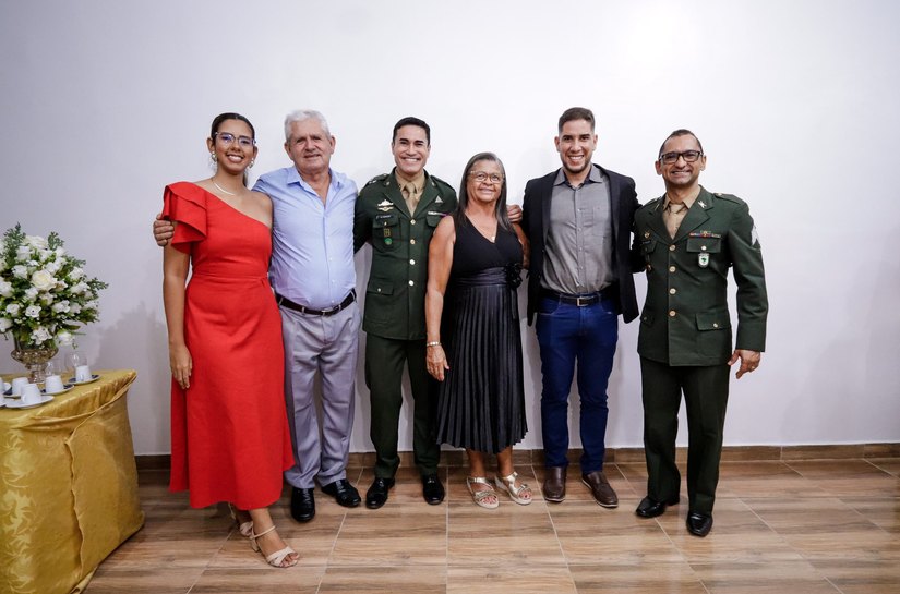Prefeita Luisa Júlia prestigia solenidade do Tiro de Guerra e toma posse como diretora da instituição