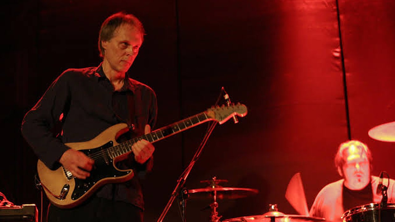 Morre Tom Verlaine, guitarrista da banda Television, que influenciou a cena punk
