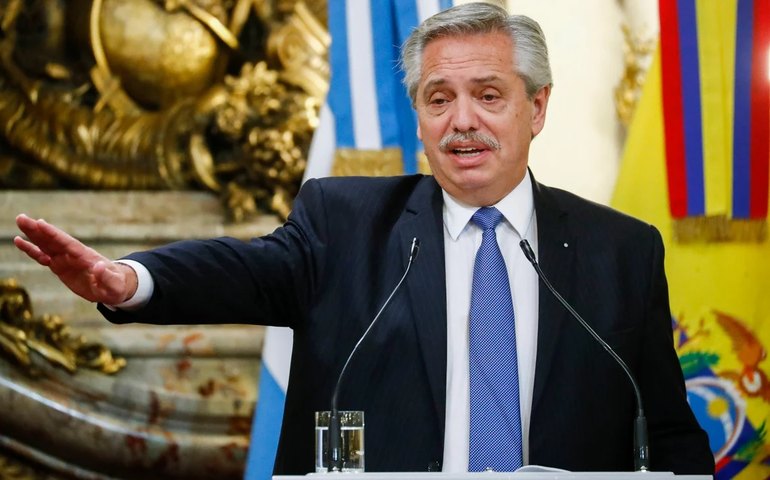 Fernández ataca Corte Suprema argentina, após tribunal adiar eleição em 2 províncias
