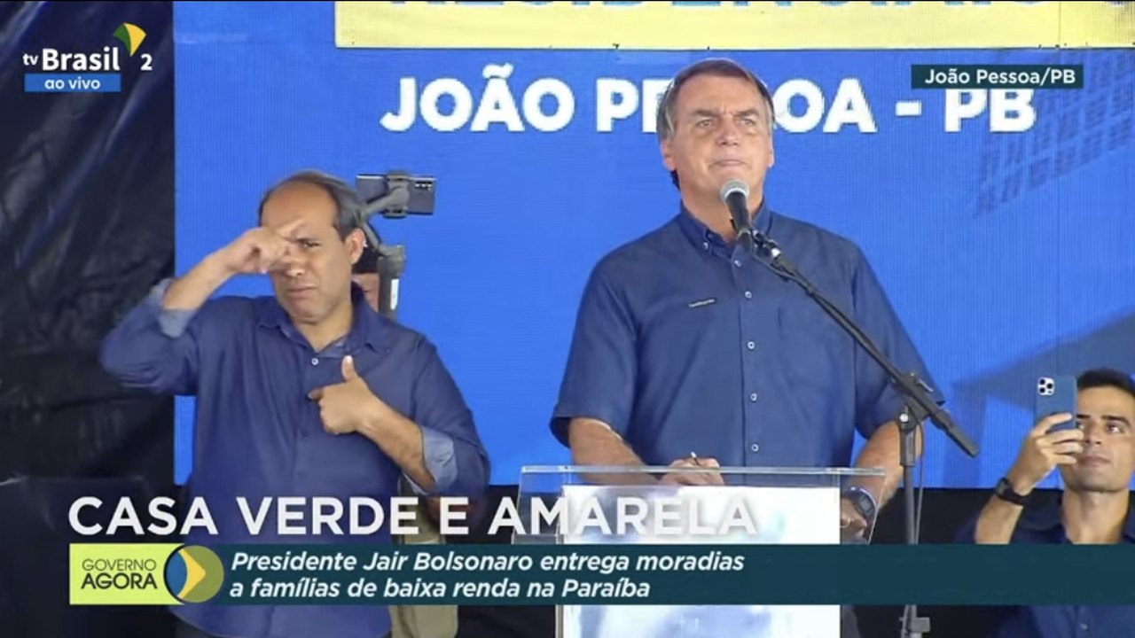 Em João Pessoa, Bolsonaro critica a esquerda: é o caminho da pobreza