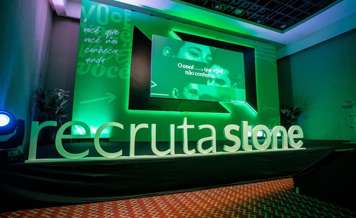 Recruta Stone Recruta Stone