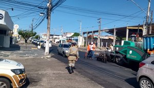 MEIA PISTA Desembargador Maynard e a rua Porto da Folha / Foto: SMTT