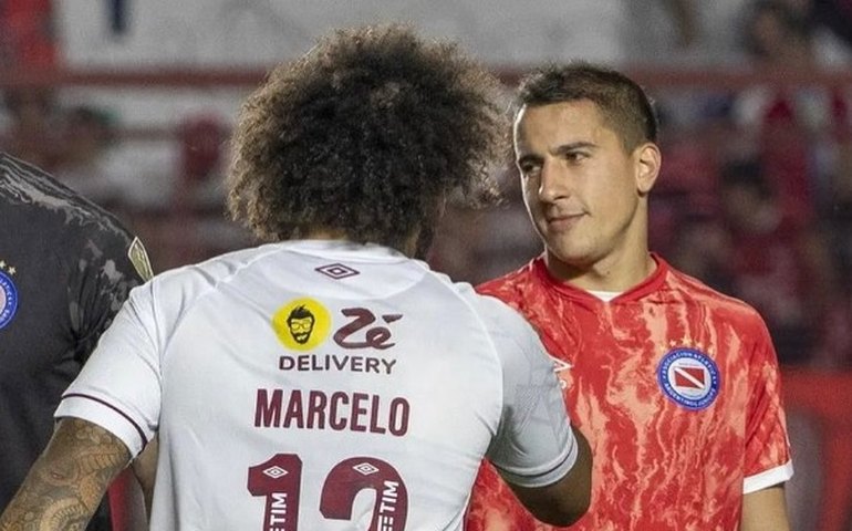 'Sentiu como se a lesão fosse nele mesmo', diz Fernández sobre pisão de Marcelo