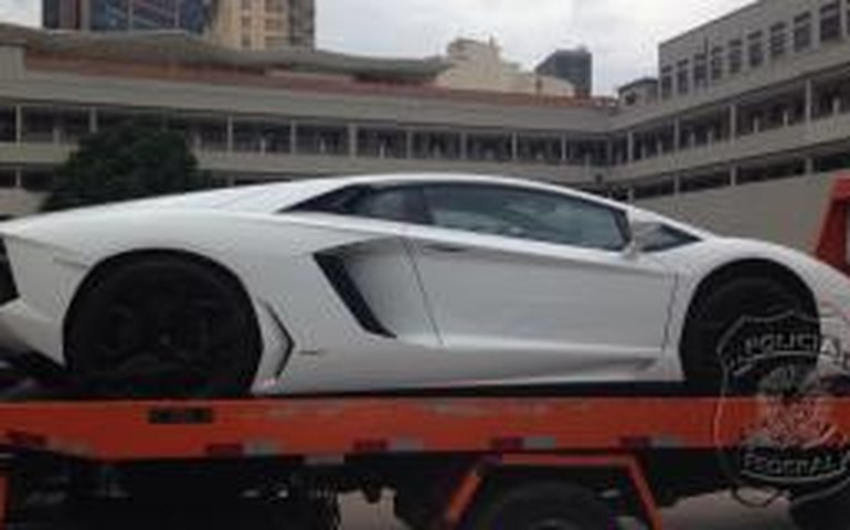 Polícia Federal apreende carros e bens pessoais do empresário Eike Batista