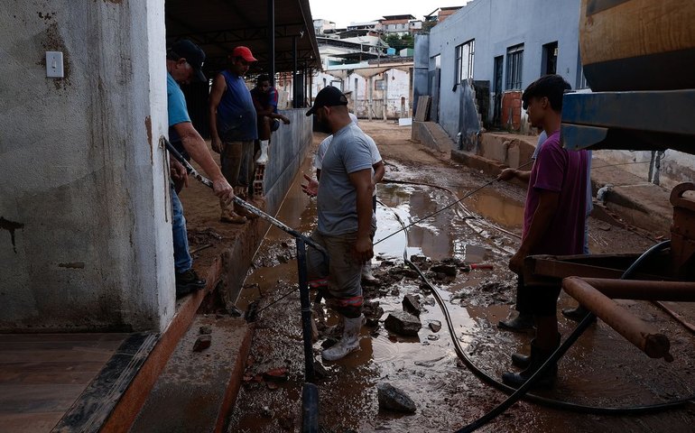 Quatro municípios atingidos por chuvas receberão R$ 11,5 milhões