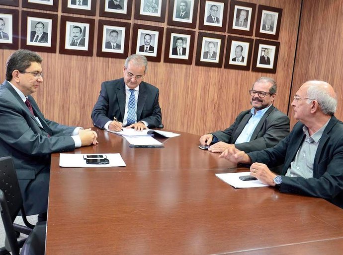 TCE/AL e AL Previdência assinam acordo de cooperação técnica