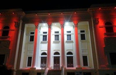 Setembro Vermelho: Associação Comercial ganha nova iluminação