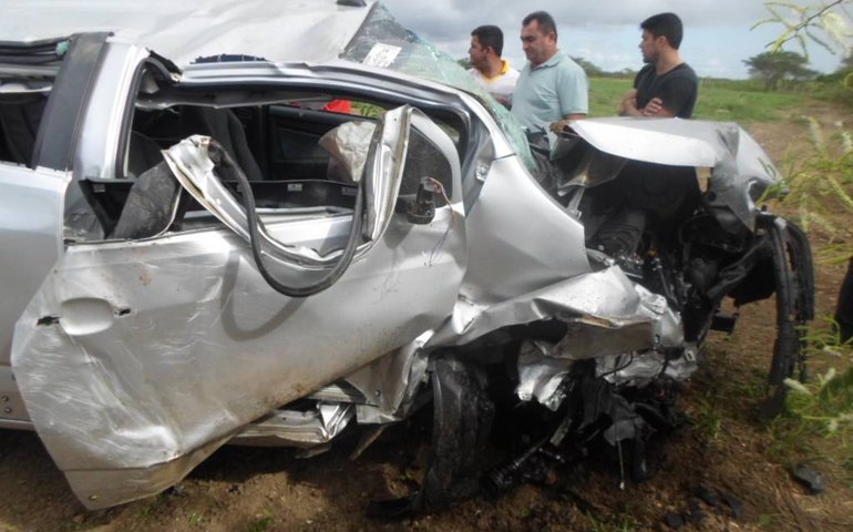 Empresária morre após grave acidente em Major Isidoro