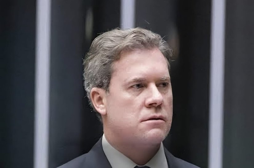 “Fim da escala de trabalho 6x1, sim. Redução de salário, jamais. Não permitiremos qualquer prejuízo aos trabalhadores”, afirma Marx Beltrão