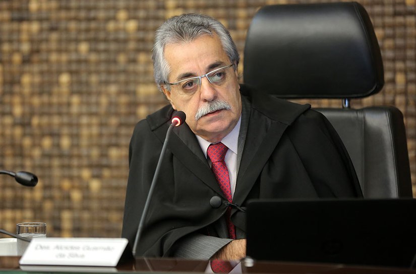 TJ proíbe ocupação de grevistas no Centro Administrativo de Arapiraca