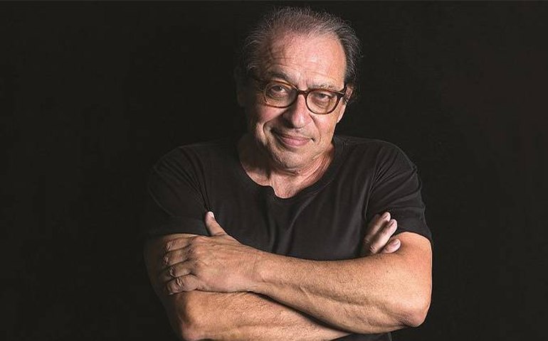 Ruy Castro vence Melhor Romance Literário no Prêmio Jabuti; Fabrício Corsaletti, o Livro do Ano