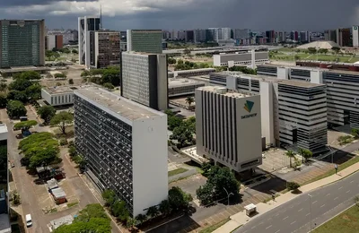 CGU abre 40 processos sobre descontos ilegais em pensões do INSS
