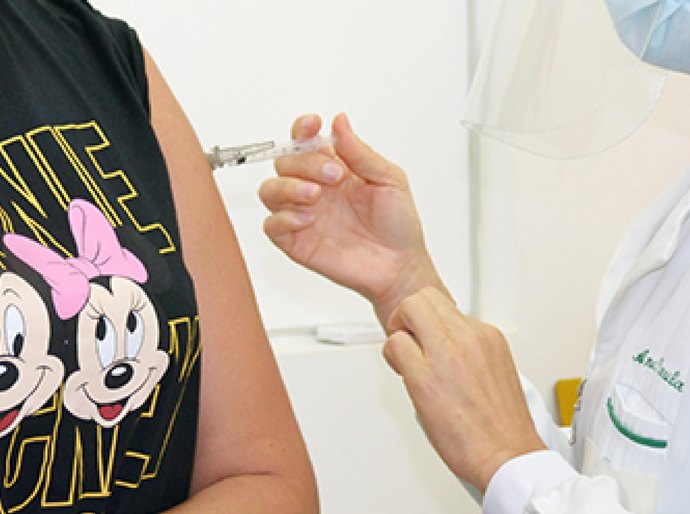 18 de maio: infectologistas do Helvio Auto destacam tratamento de pessoas que convivem com o vírus da Aids
