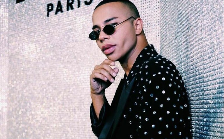 Olivier Rousteing celebra uma década à frente da Balmain com supershow em Paris