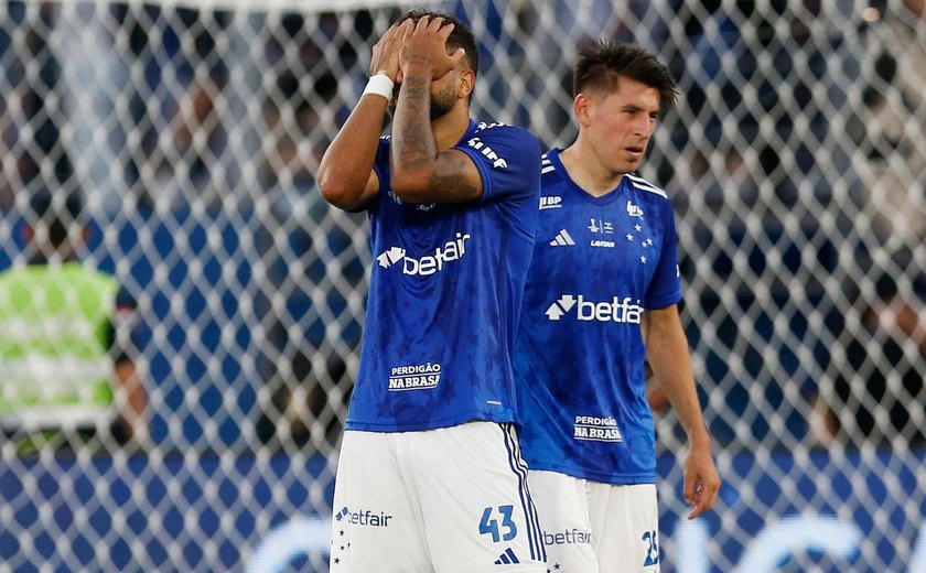 Cruzeiro é vice-campeão sul-americano após levar 3 a 1 do Racing