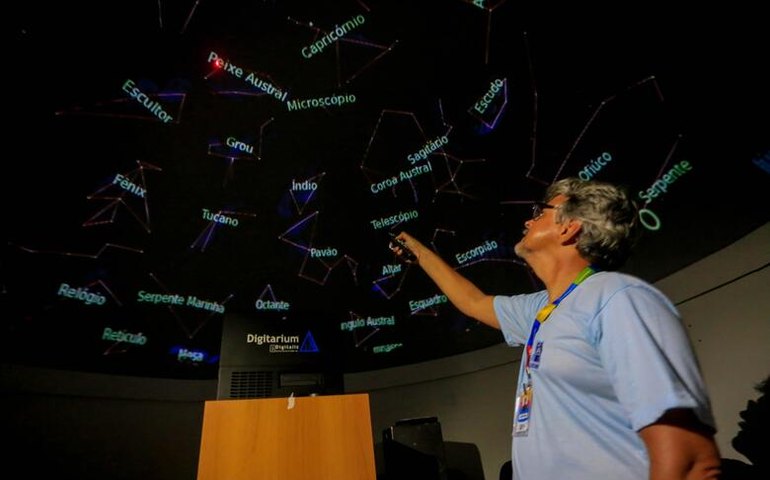 Observatório Astronômico do Cepa promove sessões de planetário neste sábado