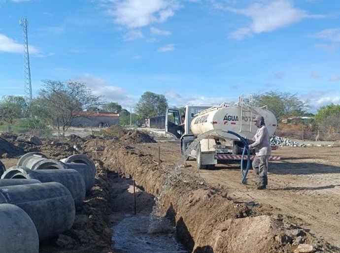 Codevasf urbaniza lagoa em Ouro Branco (AL) para criar espaço multieventos no município