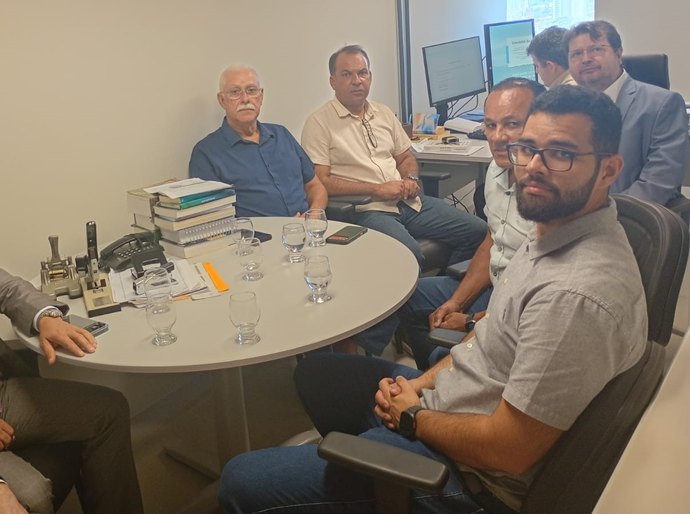 MPAL recebe empresários que denunciam tratamento desigual pelo Estado e temem falência