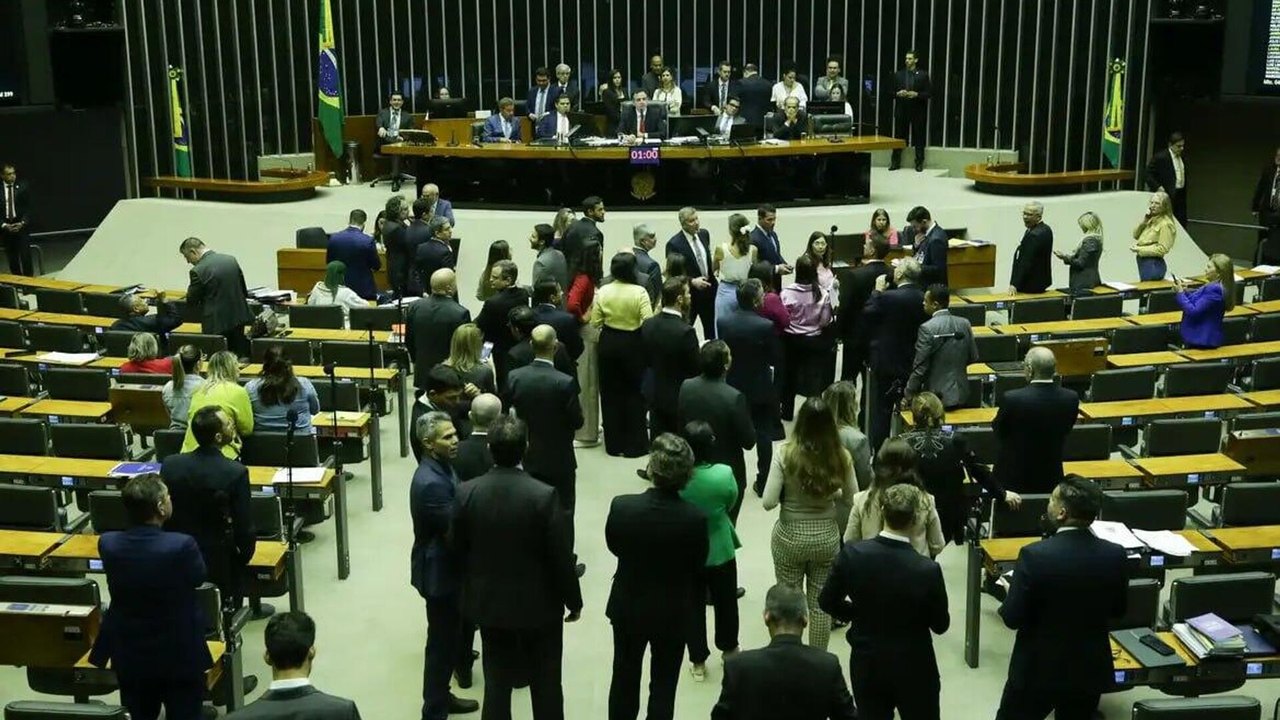 Emendas parlamentares disparam em ano pré-eleitoral