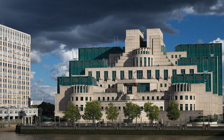 Chefe do serviço de inteligência britânico admite o papel do MI6 em operações secretas na Ucrânia