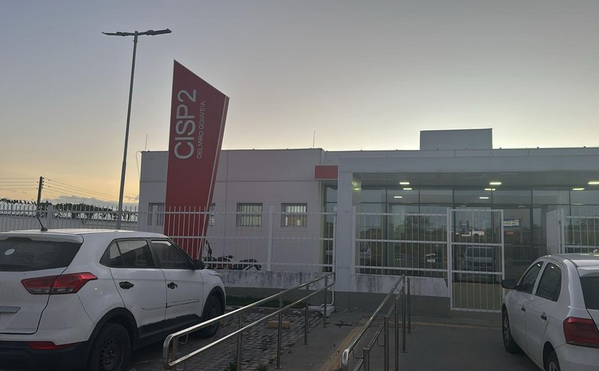 Pai e filho são presos no interior de Alagoas por furto e violação de tornozeleira eletrônica