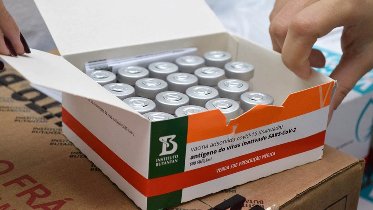 Coronavac: Sesau já distribuiu mais de 22 mil doses de vacinas para aplicação da 2ª dose