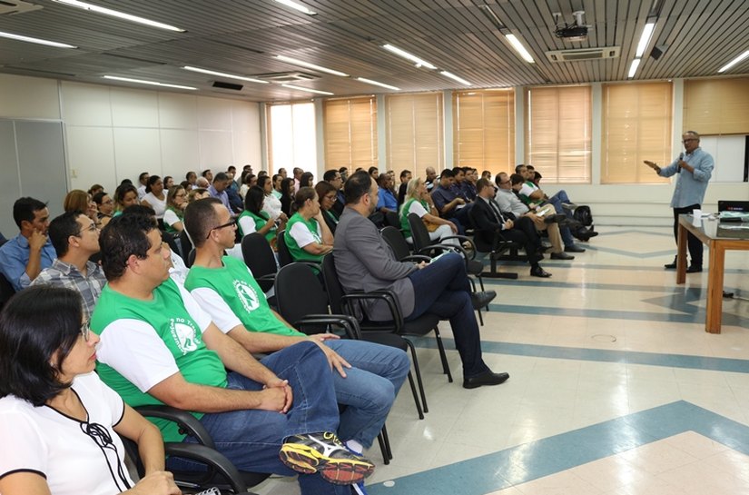 Sesi conscientiza empresários de AL durante seminário do Abril Verde