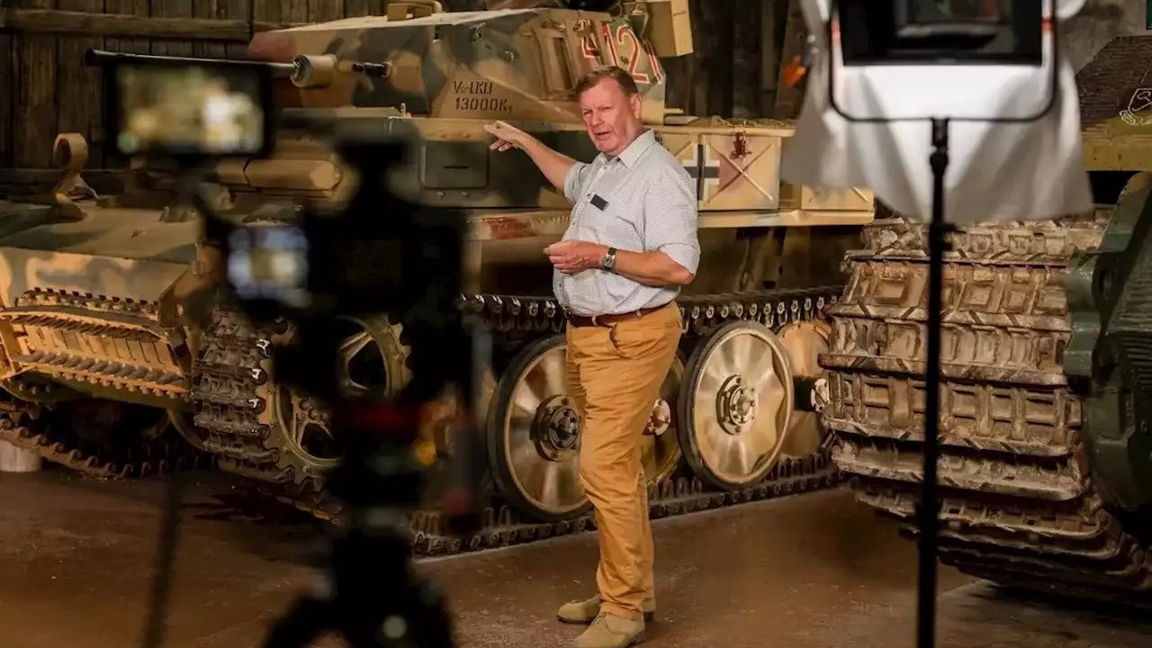 Sucesso no YouTube, museu de tanques na Inglaterra supera Louvre e conquista mais de 100 milhões de acessos