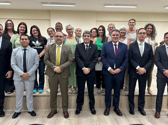 Samyr Malta participa de reunião na Procuradoria Geral de Maceió