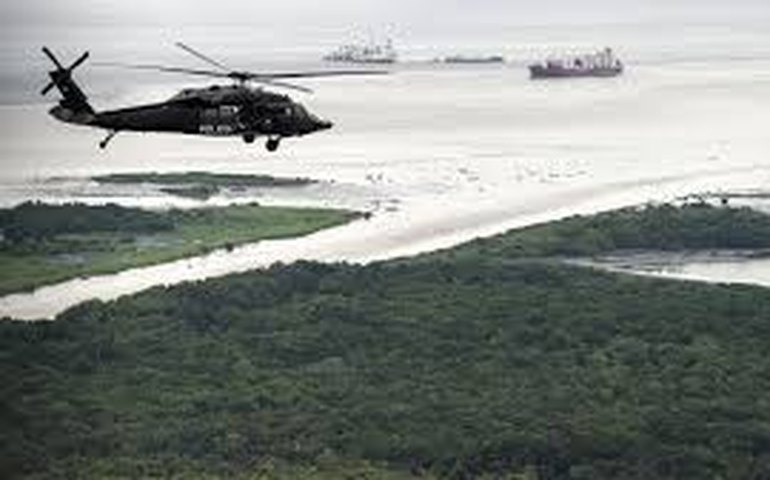 Nove militares morrem após queda de helicóptero na Colômbia
