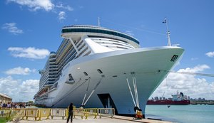 Cruzeiro MSC Sea View ao chegar em Maceió