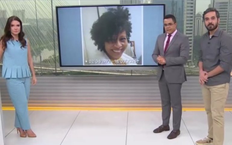 Sabina Simonato se emociona ao noticiar morte de produtora da TV Globo
